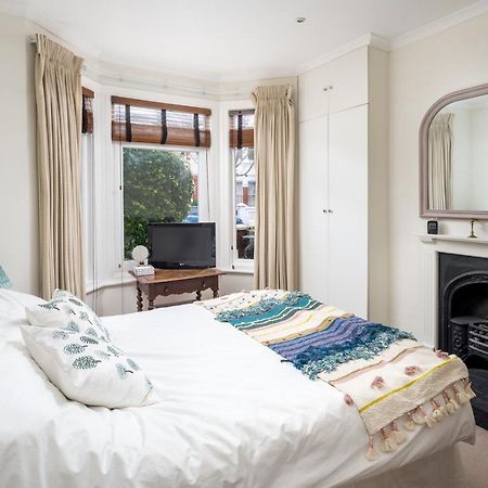 Charming 2Br Flat With Patio In Hammersmith London Kültér fotó