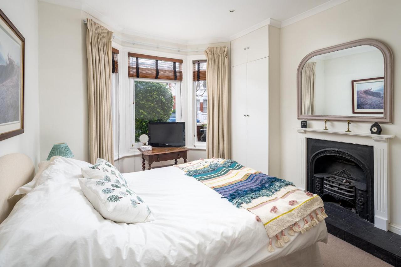 Charming 2Br Flat With Patio In Hammersmith London Kültér fotó